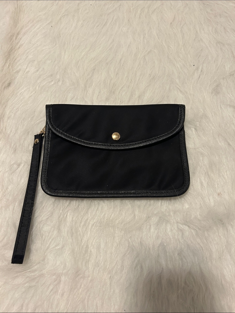 Micheal Kors Black Wristlet Clutch - Versatile Everyday Bag